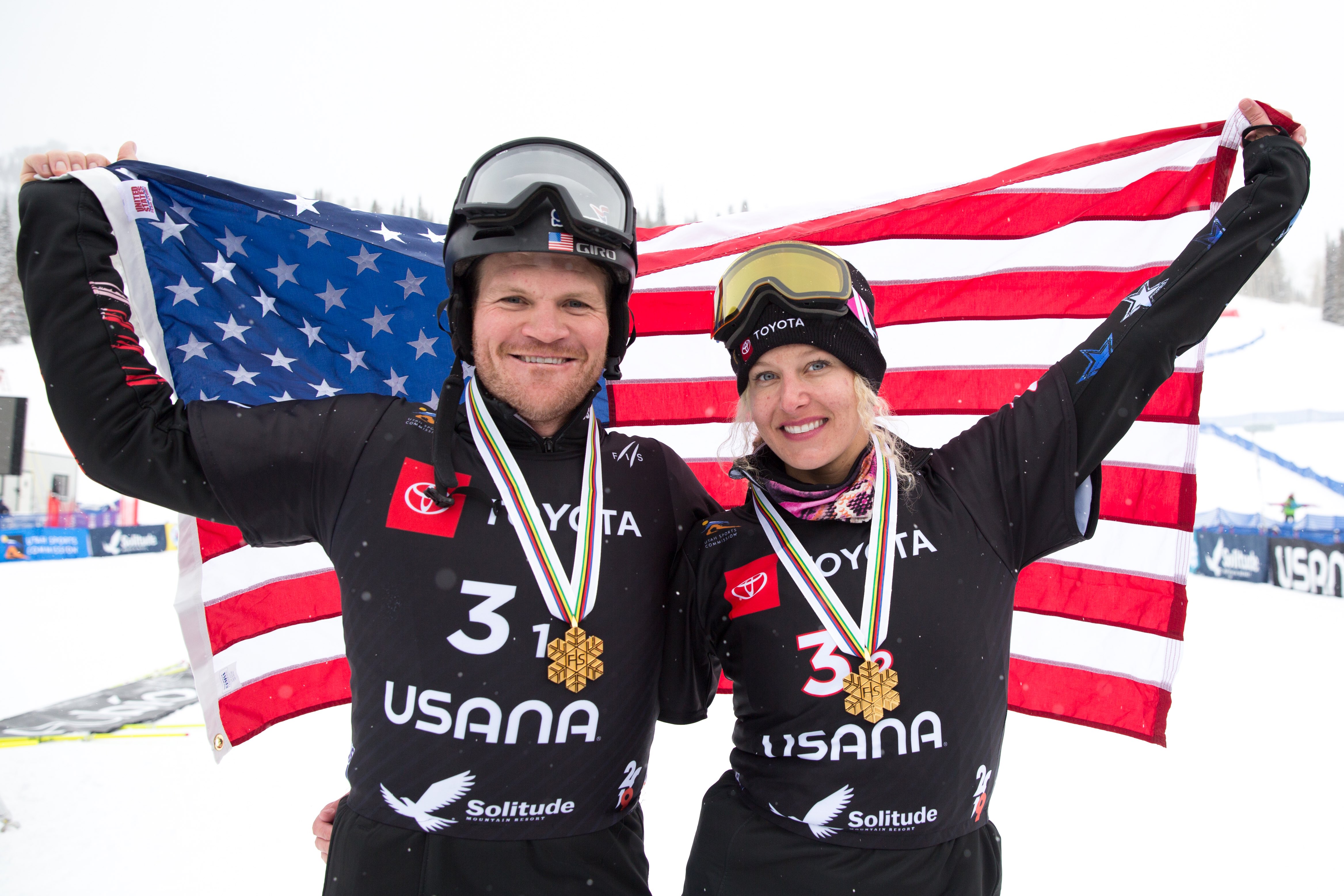 Mick Dierdorff and Lindsey Jacobellis at the 2019 FIS World Champs, presented by Toyota, Pacifico snowboardcross mixed team finals in Solitude, Utah. (U.S. Ski & Snowboard - Sarah Brunson) Dierdorff and Jacobellis