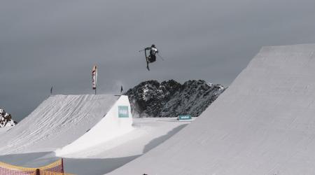 Hunter Henderson jumps during Slopestyle competition. 