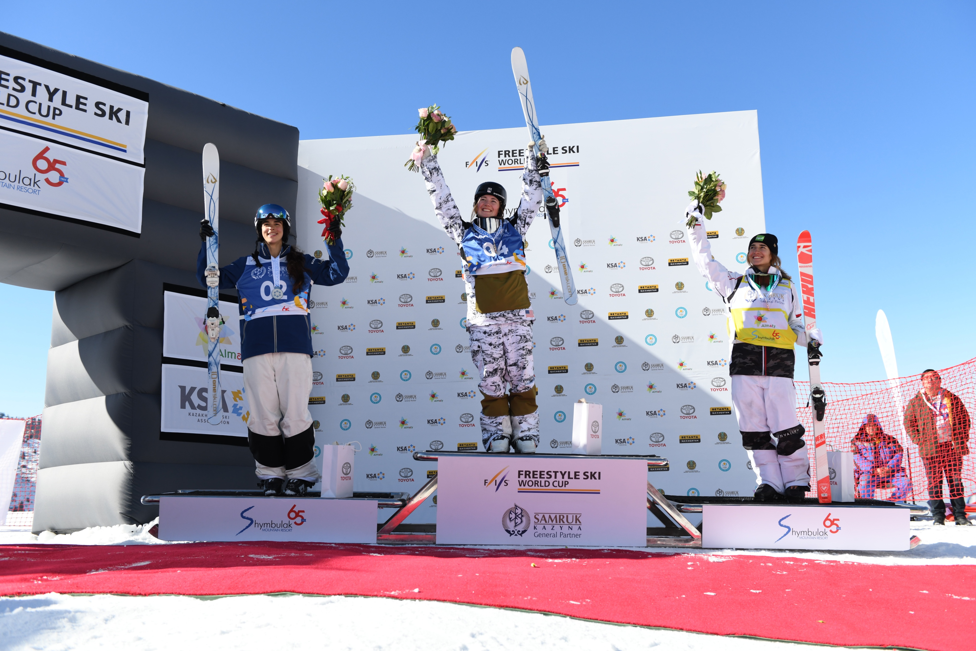 Jaelin Kauf podium