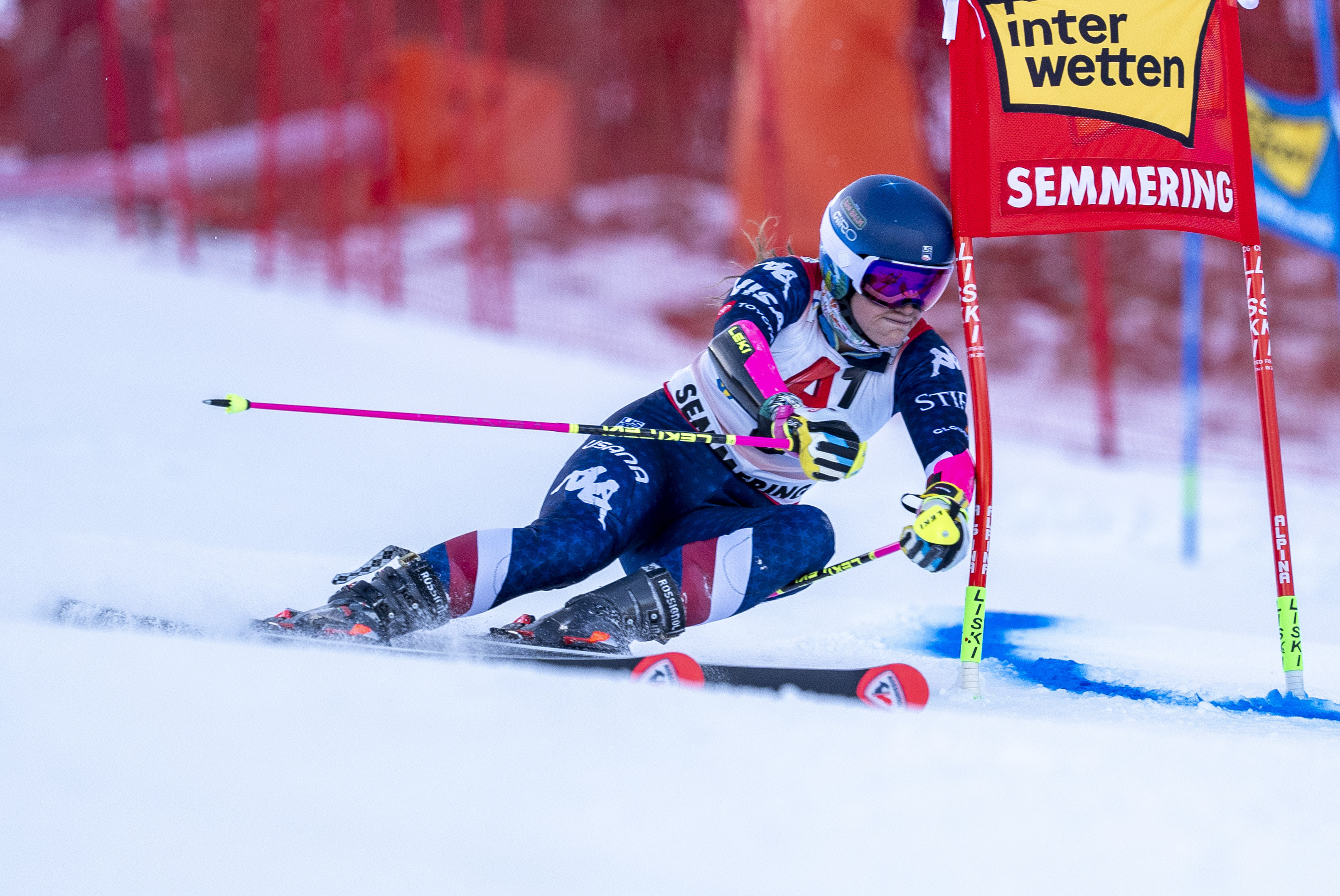 Paul Moltzan races giant slalom in Semmering