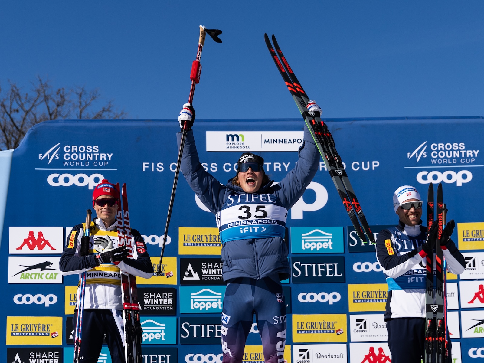 Gus Podium 1200x1600