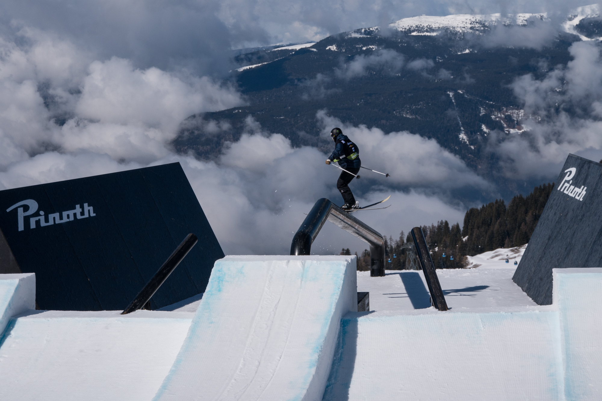 Caroline Claire (USA) competing in finals at the slopestyle 2018 World Cup event in Seiser Alm. (FIS Freestyle - Mateusz Kielpinski) Caroline Claire
