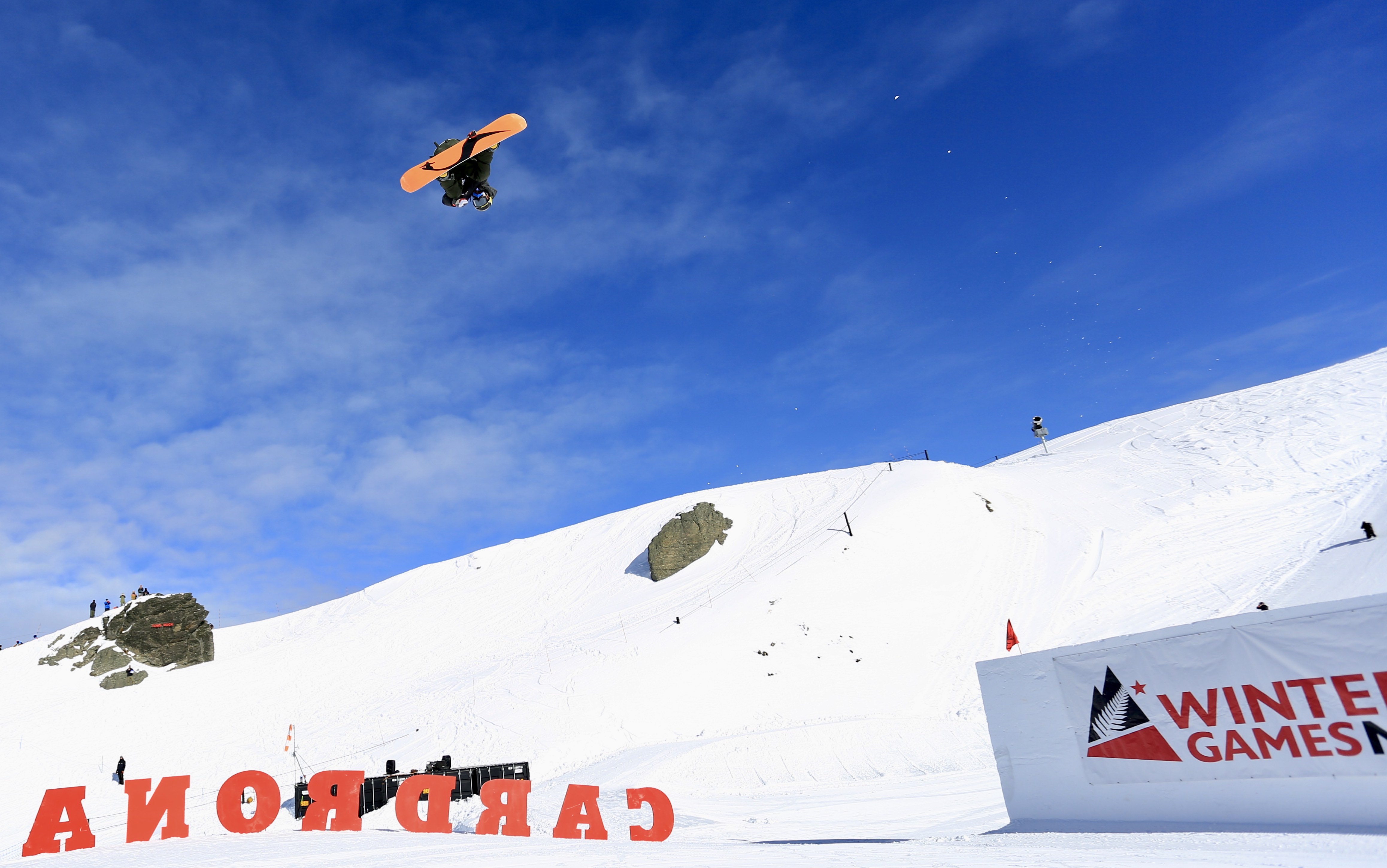 Chris Corning at the Winter Games NZ FIS Snowboard big air World Cup in Cardrona, New Zealand. (FIS Snowboard - Buchholz) chris corning NZ