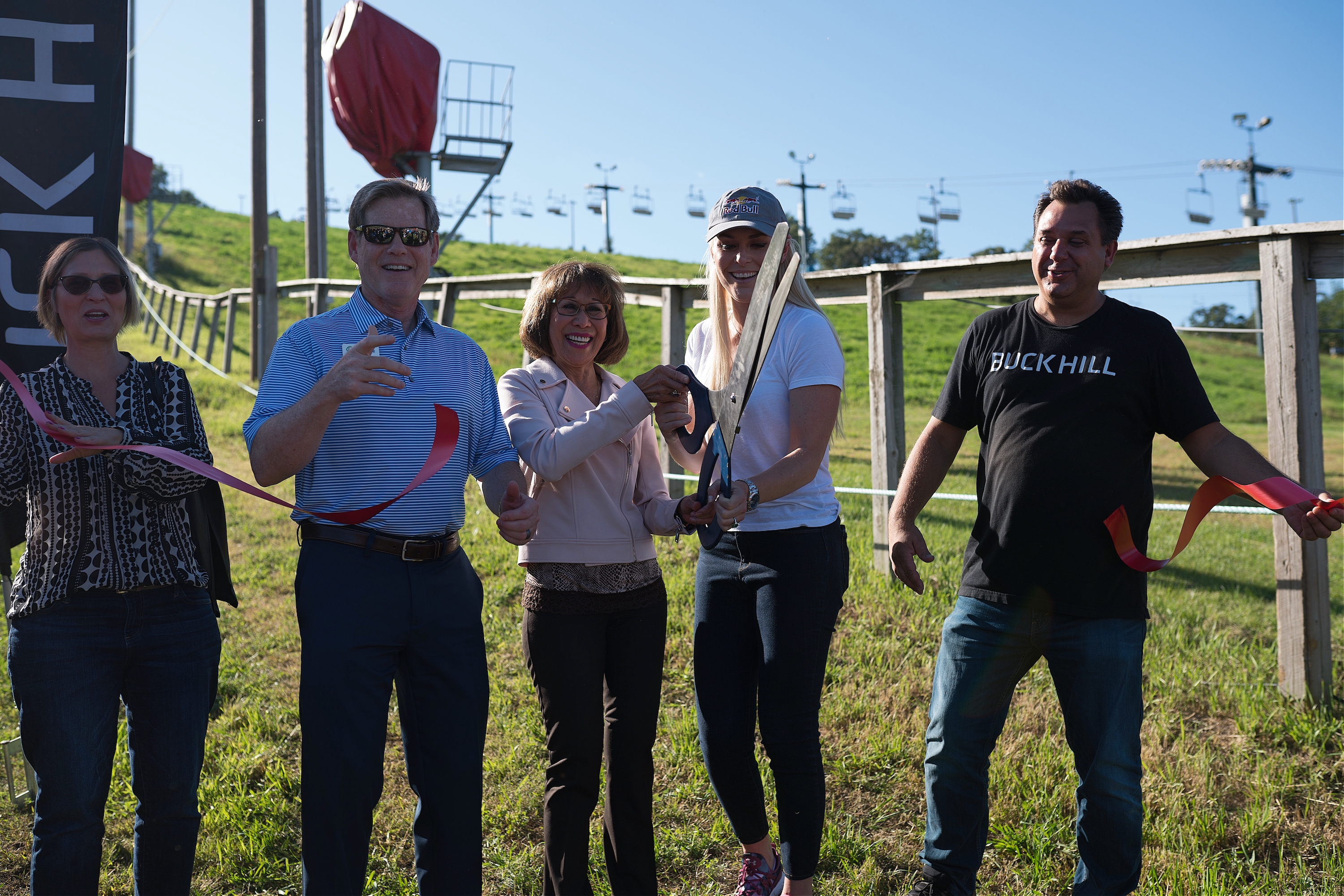 Lindsey unveils the rope tow