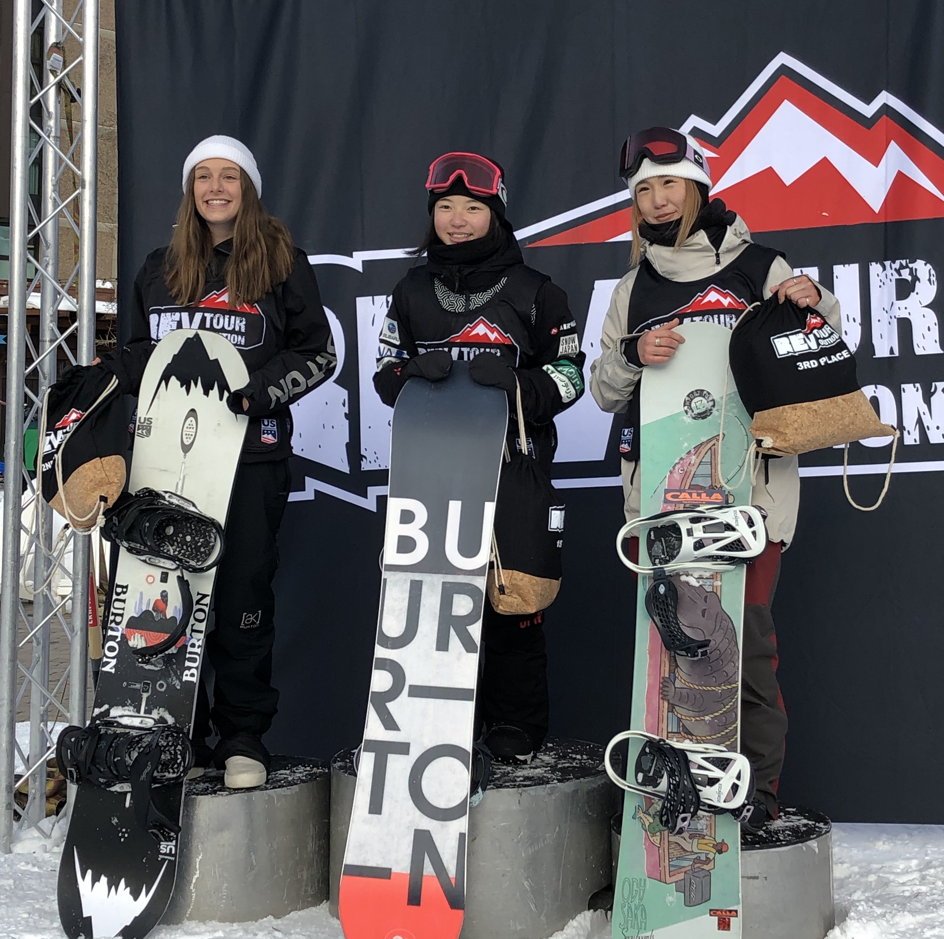 womens snowboard podium 2