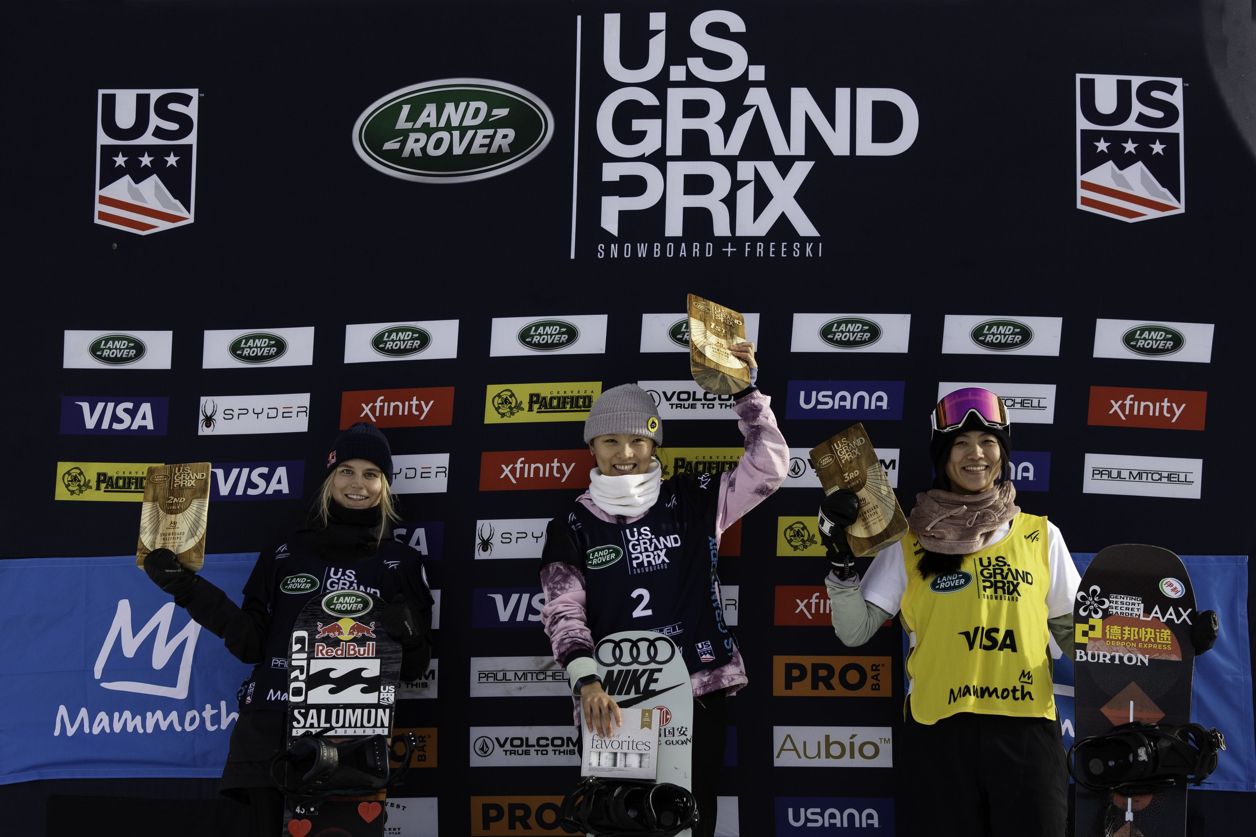 Maddie Mastro (left), Xuetong Cai (center), and Jiayu Liu on the snowboard halfpipe podium at the Land Rover U.S. Grand Prix at Mammoth Mountain, Calif. (U.S. Ski & Snowboard - Sarah Brunson) Mastro podium