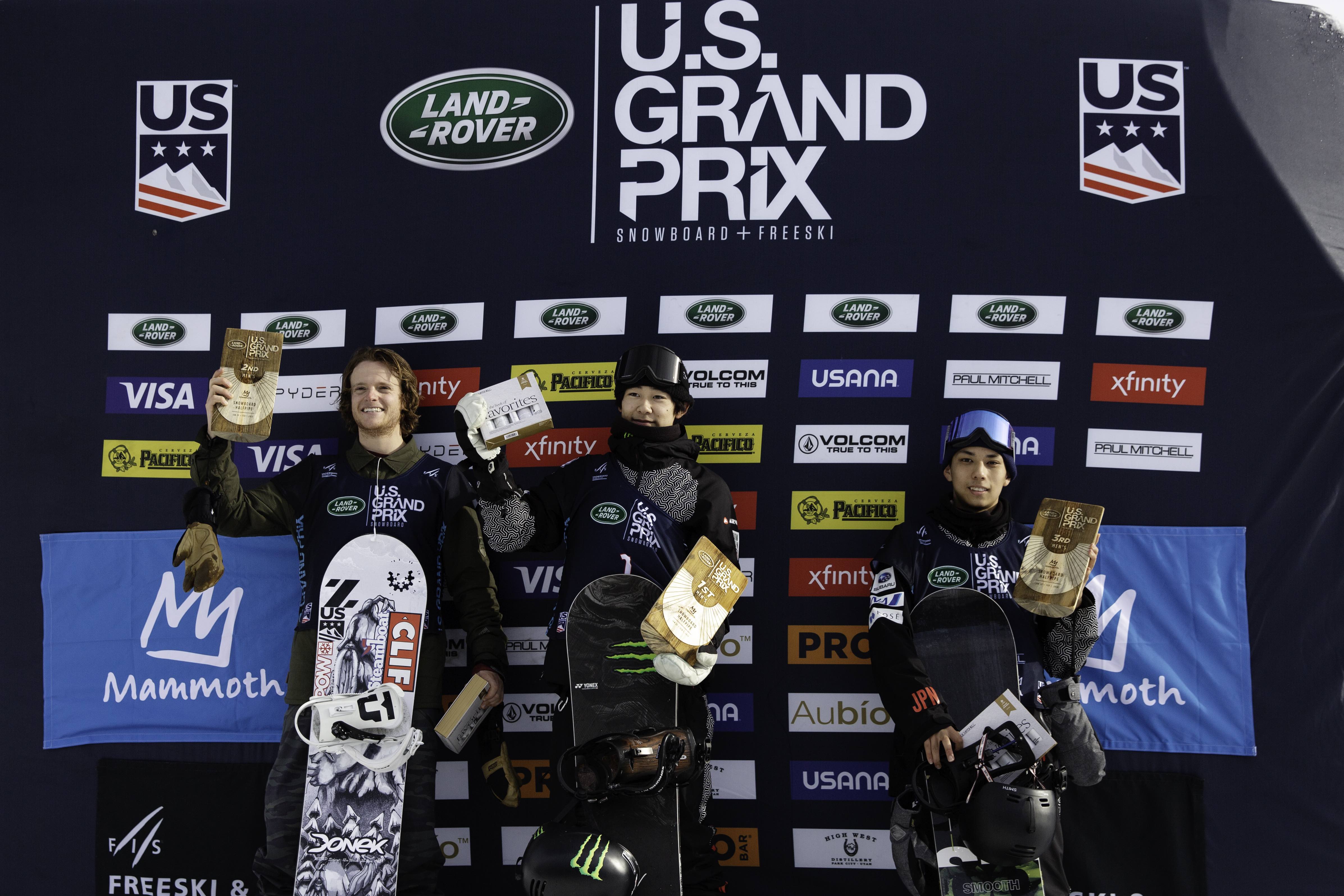 Taylor Gold (left), Yuto Totsuka (center), and Ruka Hirano (right) on the snowboard halfpipe podium at the Land Rover U.S. Grand Prix at Mammoth Mountain, Calif. (U.S. Ski & Snowboard - Sarah Brunson) Taylor podium