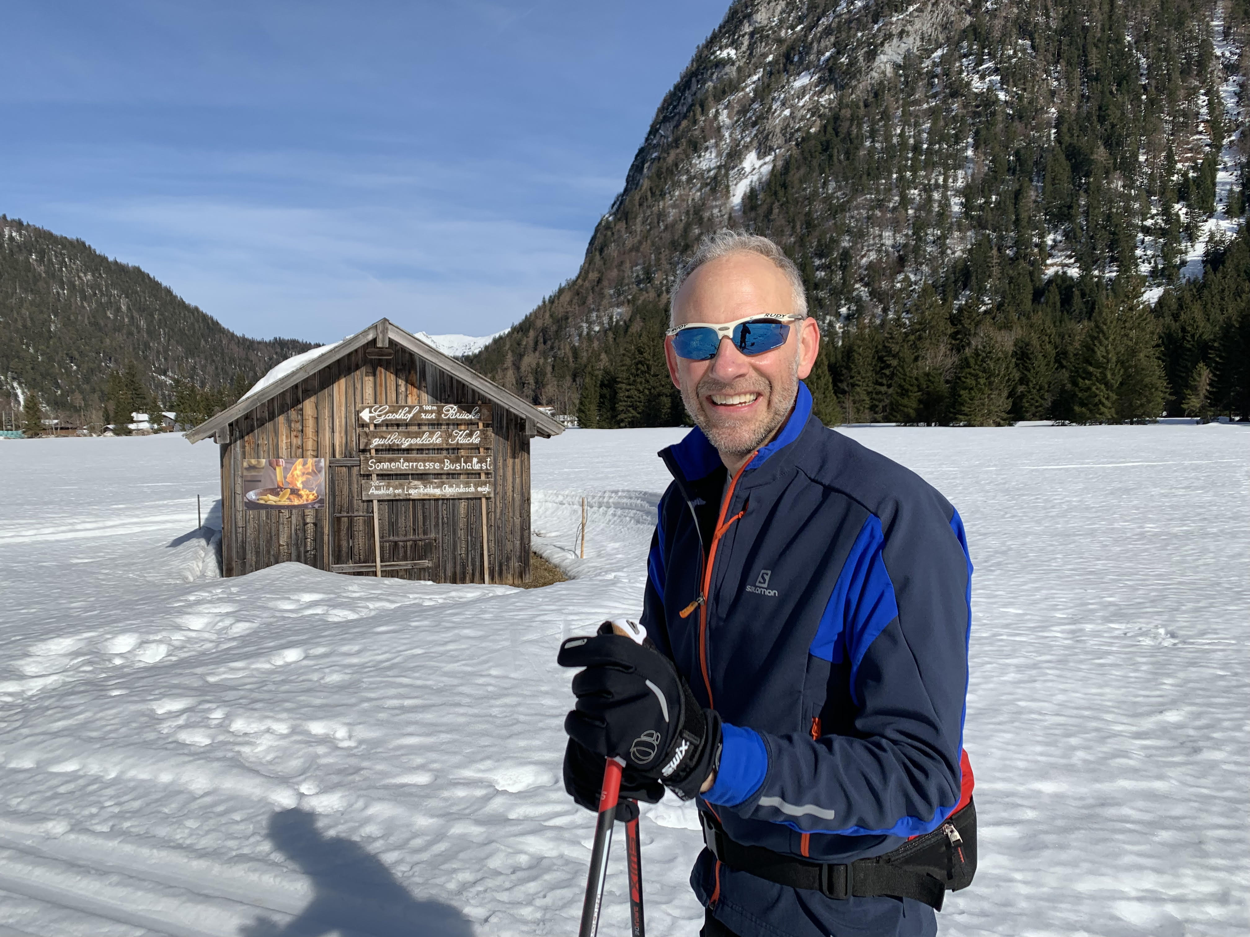 Dr. Jonathan Finnoff