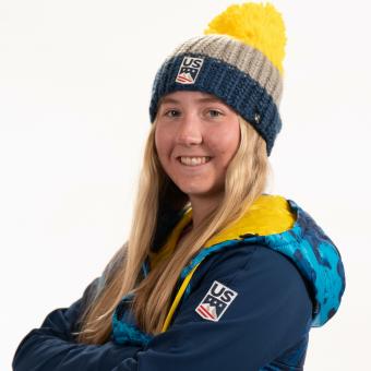 Alix Wilkinson headshot image