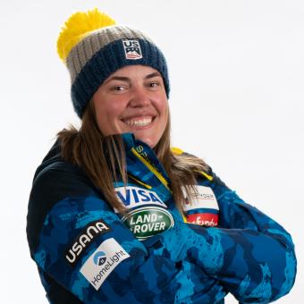Katie Hensien headshot image