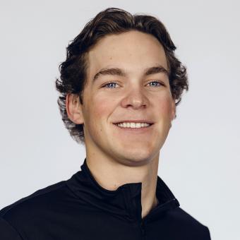 Quinn Dehlinger headshot image