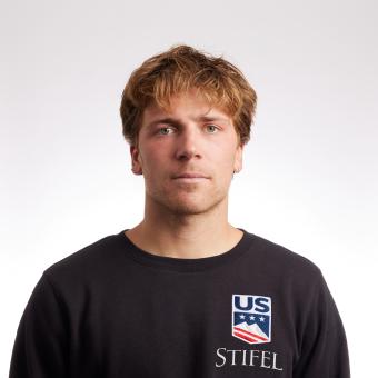 Hunter Hess headshot image