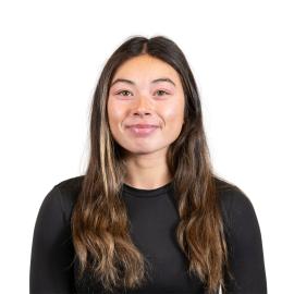 Hailey Langland headshot image