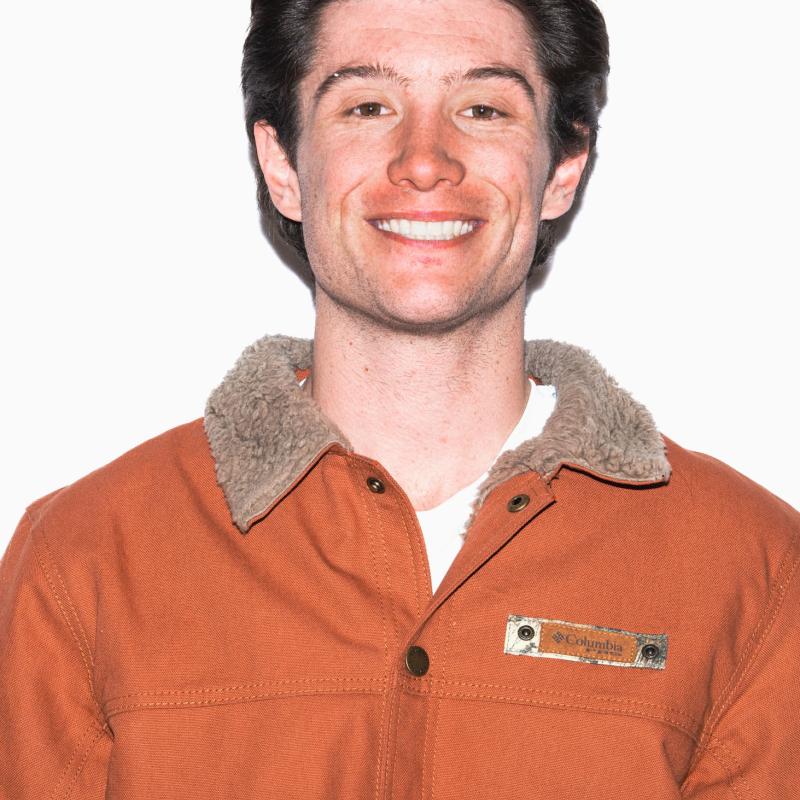 Alex Ferreira headshot image