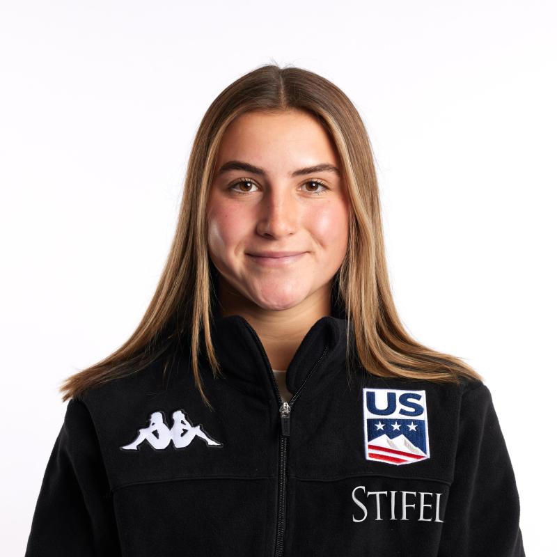 Kasey Hogg headshot image