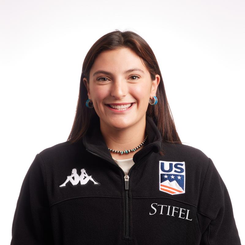 Dani Loeb headshot image
