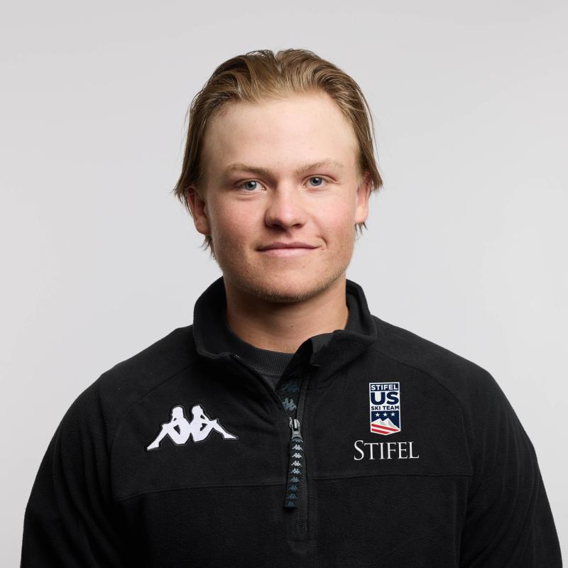 Jeremy Nolting headshot image