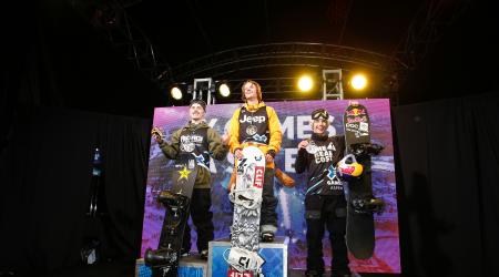 Taylor podium 