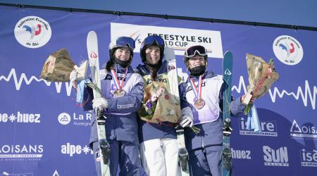 Jaelin Kauf and Olivia Giaccio on the podium in Alpe d'Huez, France